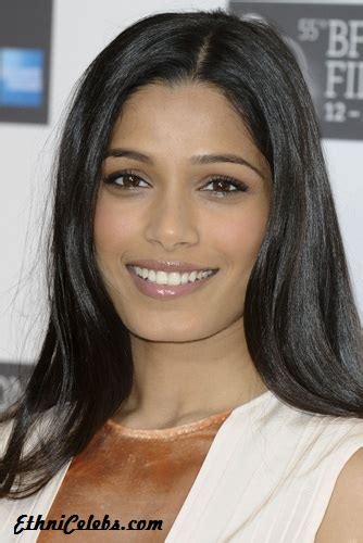 freida pinto ethnicity.